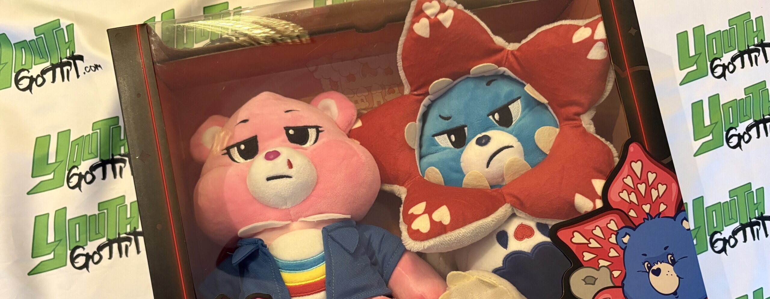 Basic Fun – Care Bears Stranger Things